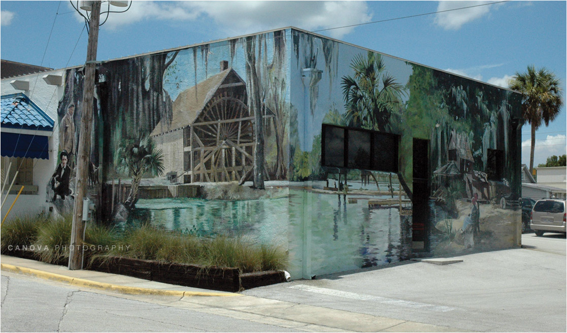 DeLeon Springs Mural downtown across from Fire House Subs