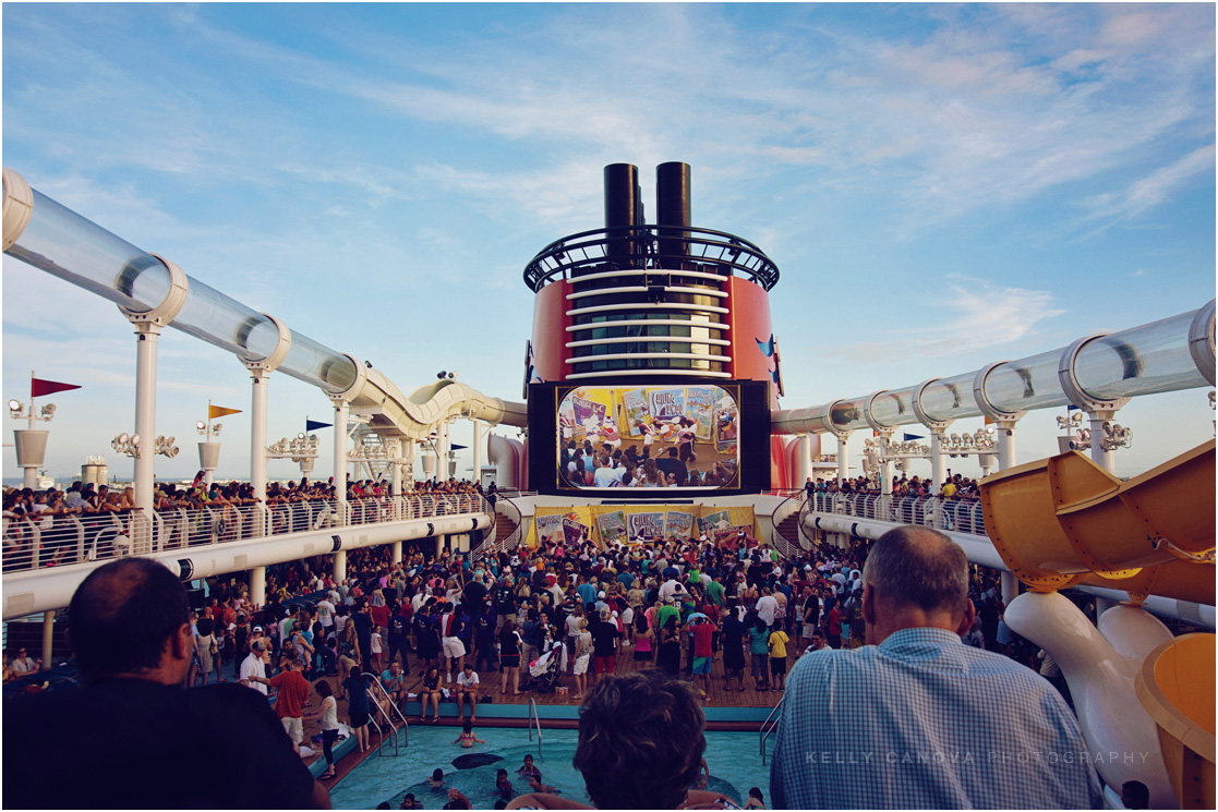 003_Disney Fantasy Cruise Wedding Photographers_Kelly_Canova_Photography