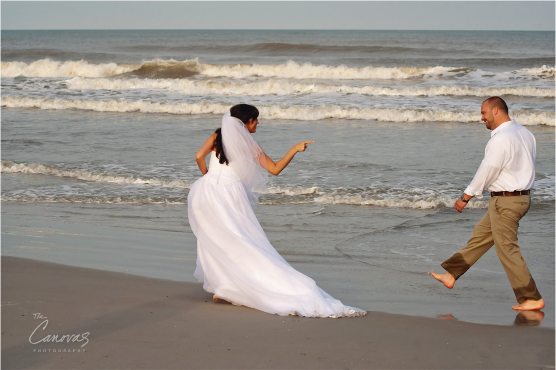 06_Mikael_Brian_cocoBeach_anniversary_shoot