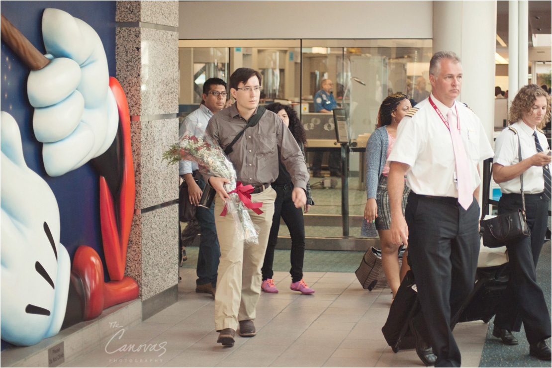 06_Brittany_Matt_airport_engagement_orlando