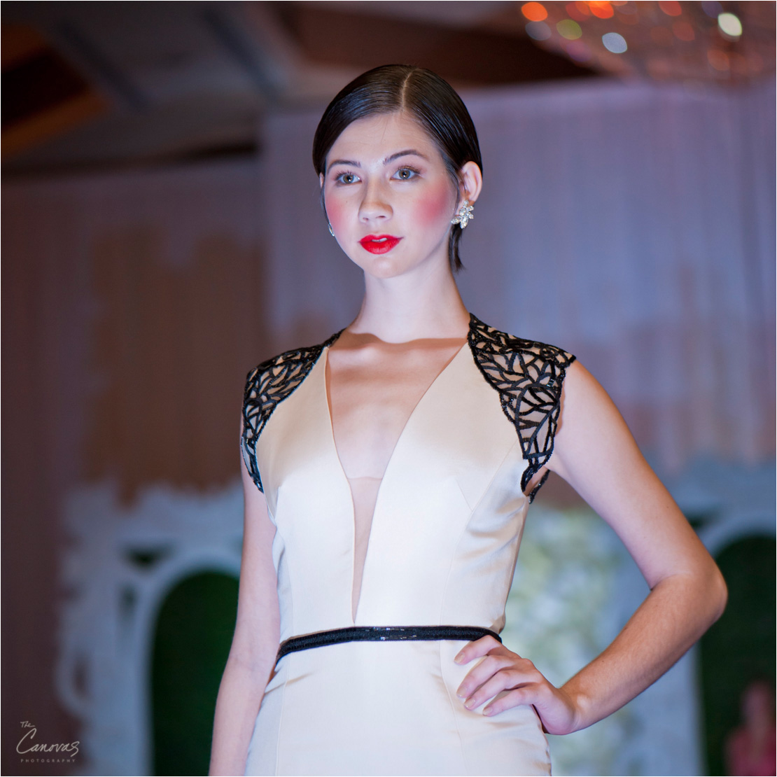 11_Solutions_Bridal_fashion_Show_the_canovas_photography
