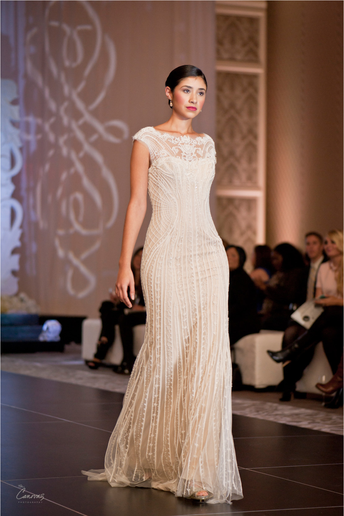 20_Solutions_Bridal_fashion_Show_the_canovas_photography