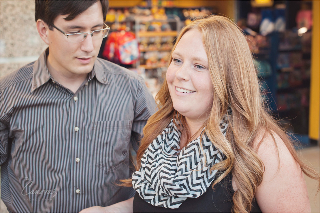 34_Brittany_Matt_airport_engagement_orlando