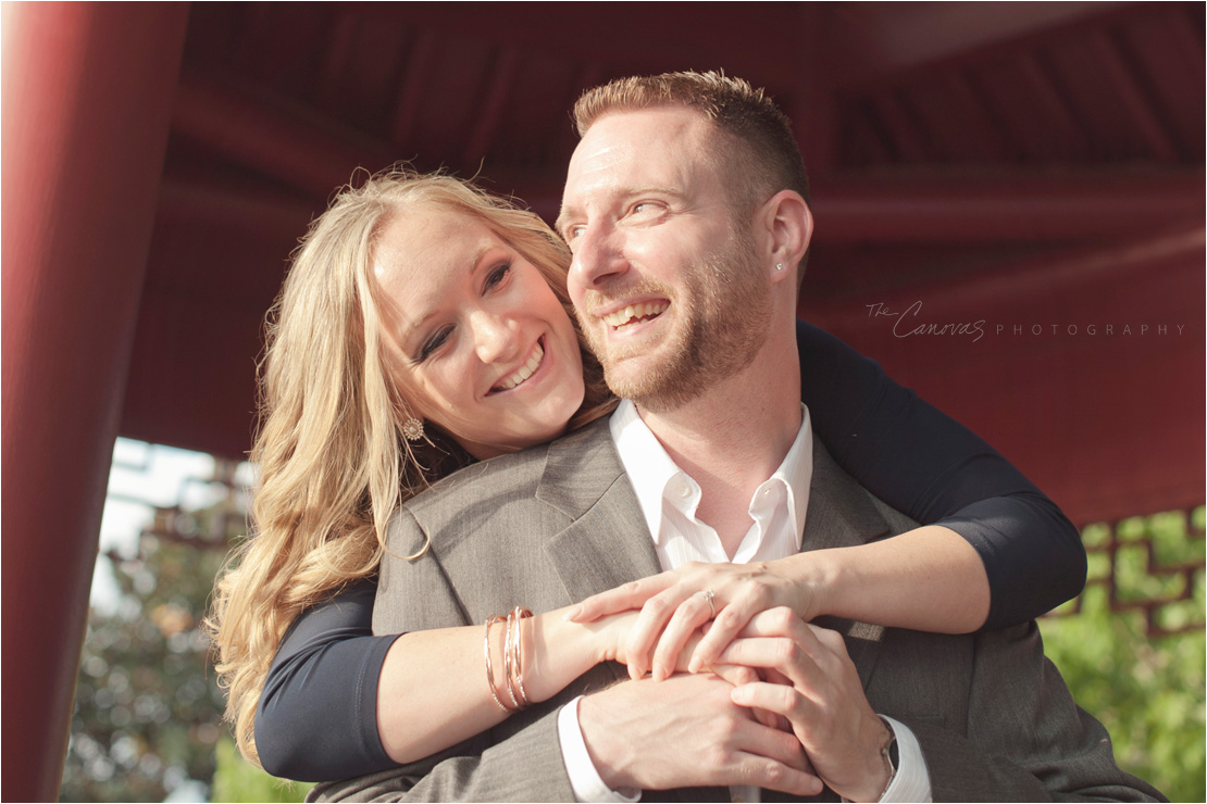 25_Downtown_Orlando_Lake_Eola_engagement_the_Canovas_photos