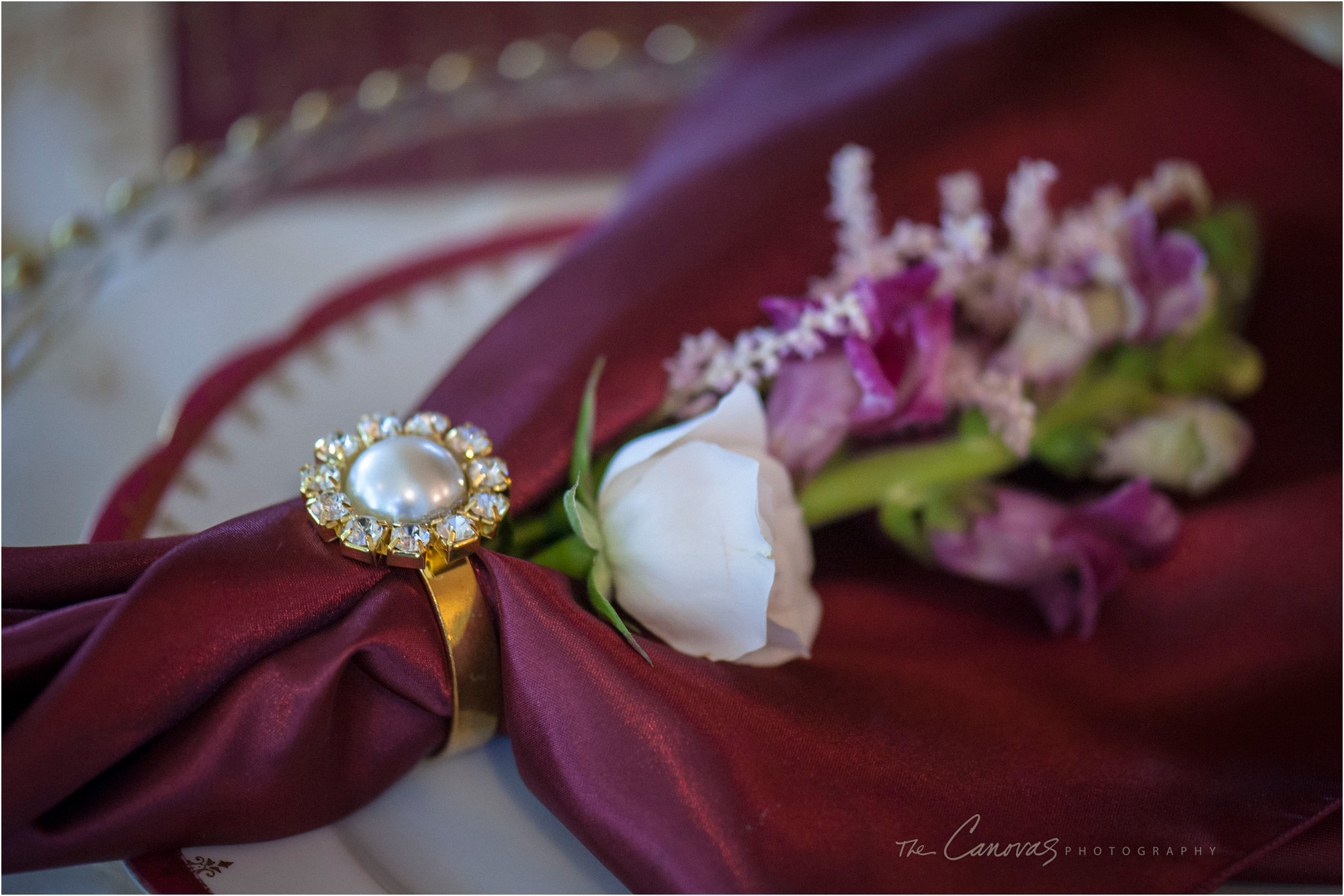 86_Pantone_color_of_the_Year_Marsala_Orlando_wedding