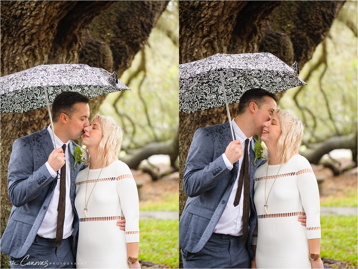 12_Orlanod_elopement_the_canovas_photography_rain