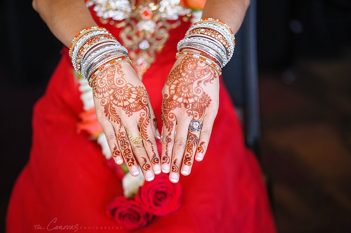 hinna wedding hands