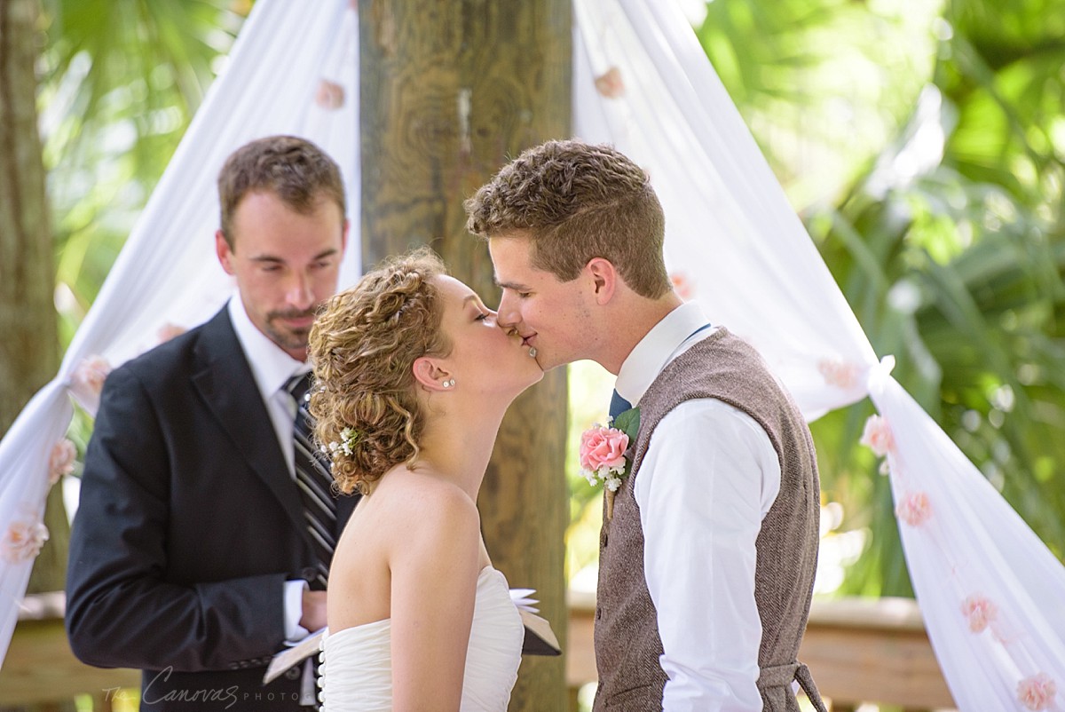 043_Langford_Park_Wedding_rosequartz_serenity_The_Canovas_Photo