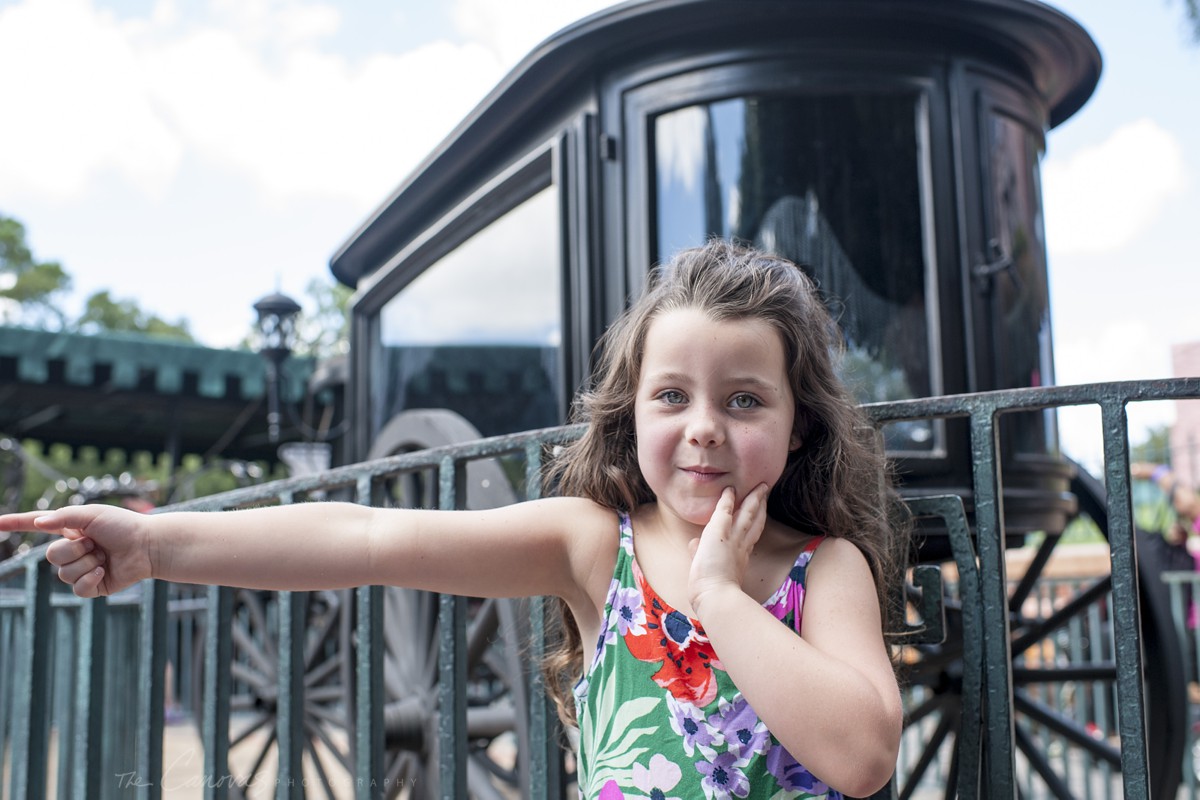 33_Disney_Family_portrait_The_Canovas_Photography