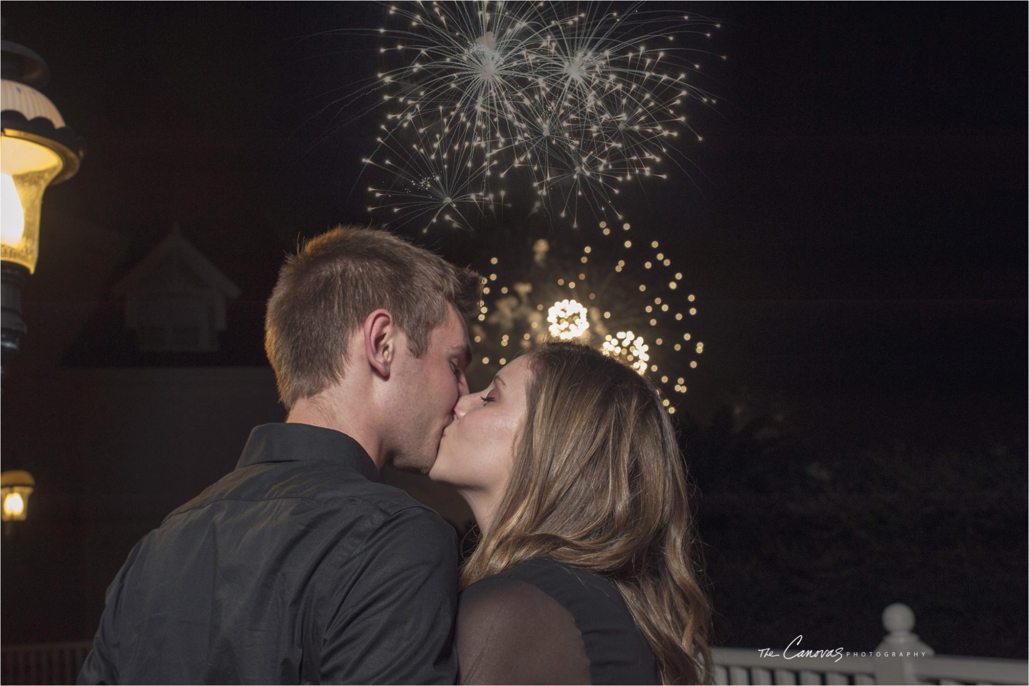 engagement photographer at Walt Disney World