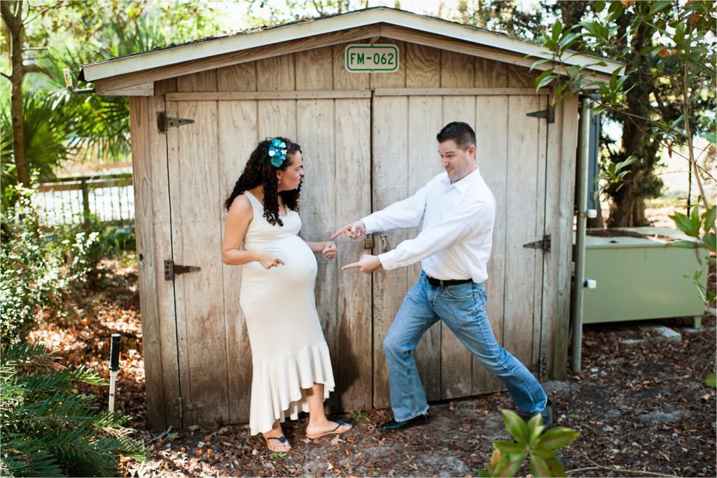 professional maternity photographer