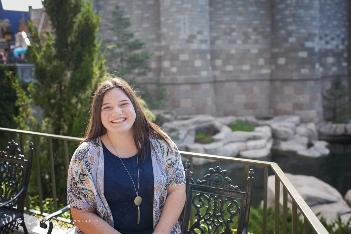 Disney Senior Portraits, disney themed senior pictures, disney world senior pictures, disney graduation pictures, magic kingdom photo shoot, mini magic kingdom portrait session, disney senior picture ideas, disney fine art photography