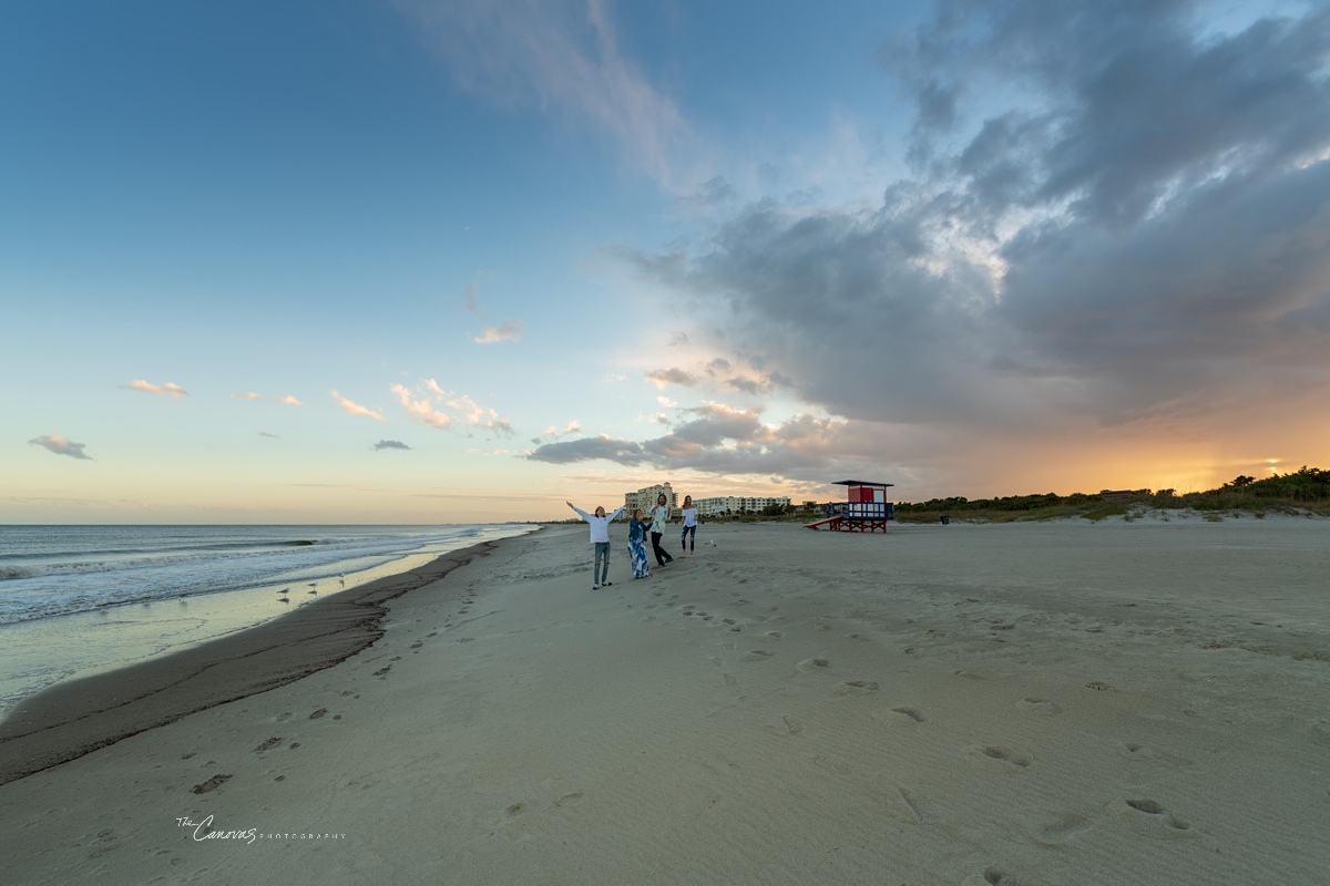 Family shoot in Cocoa Beach Florida | The Canovas Photography