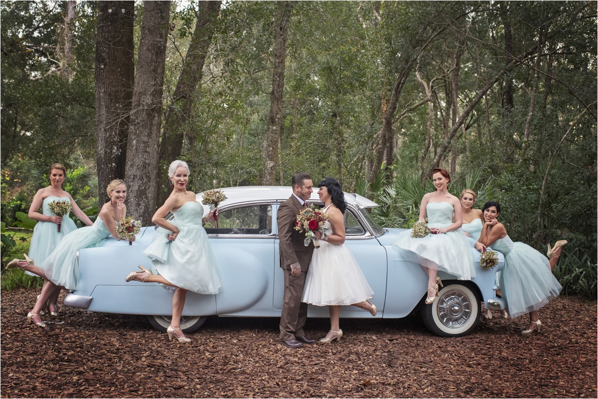 Bridle Oaks Vintage Wedding | Scarlette and Sean Sneak Peek