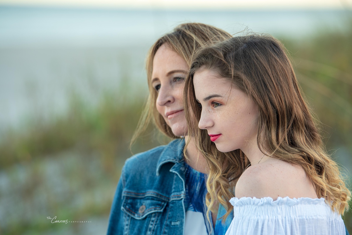 Family shoot in Cocoa Beach Florida | The Canovas Photography