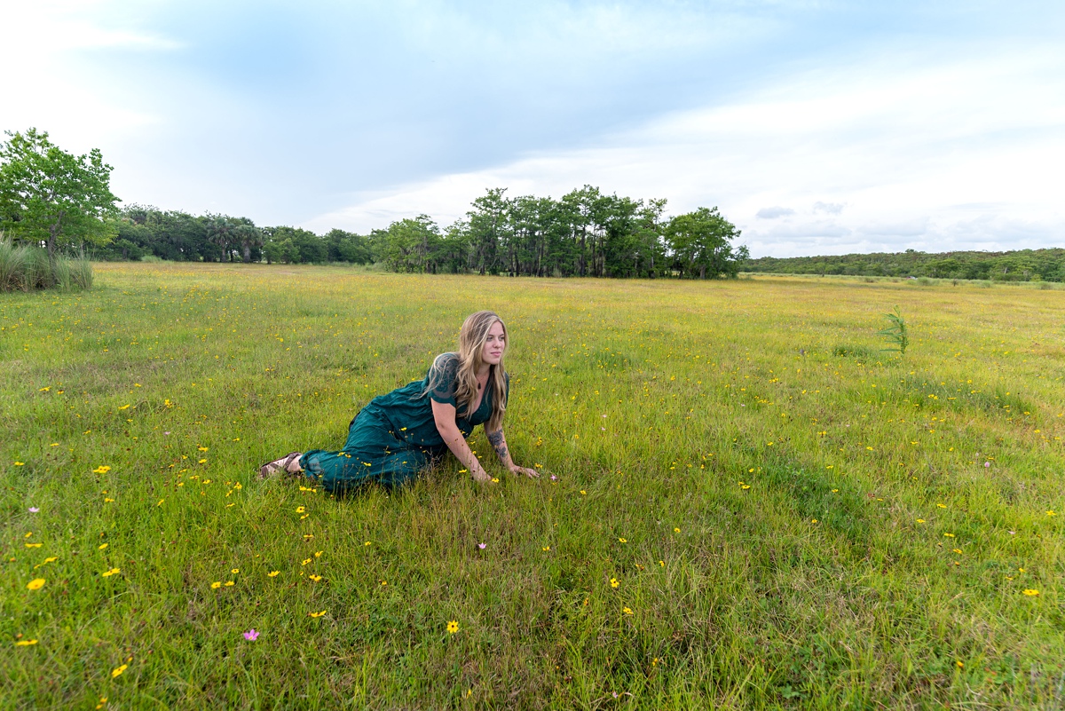 maternity dress field 