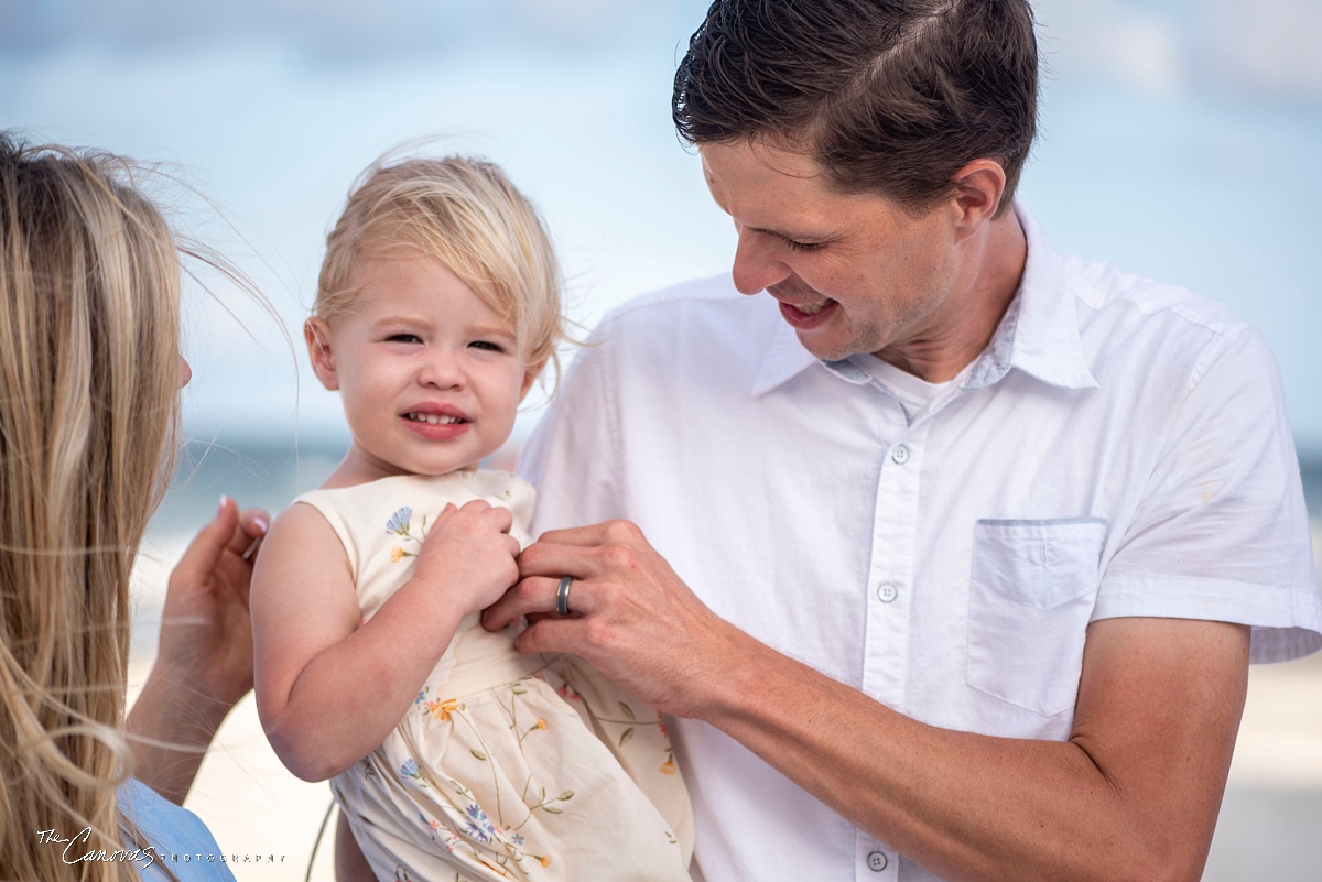 Beach Family Photos and Maternity Photos in New Smyrna Beach