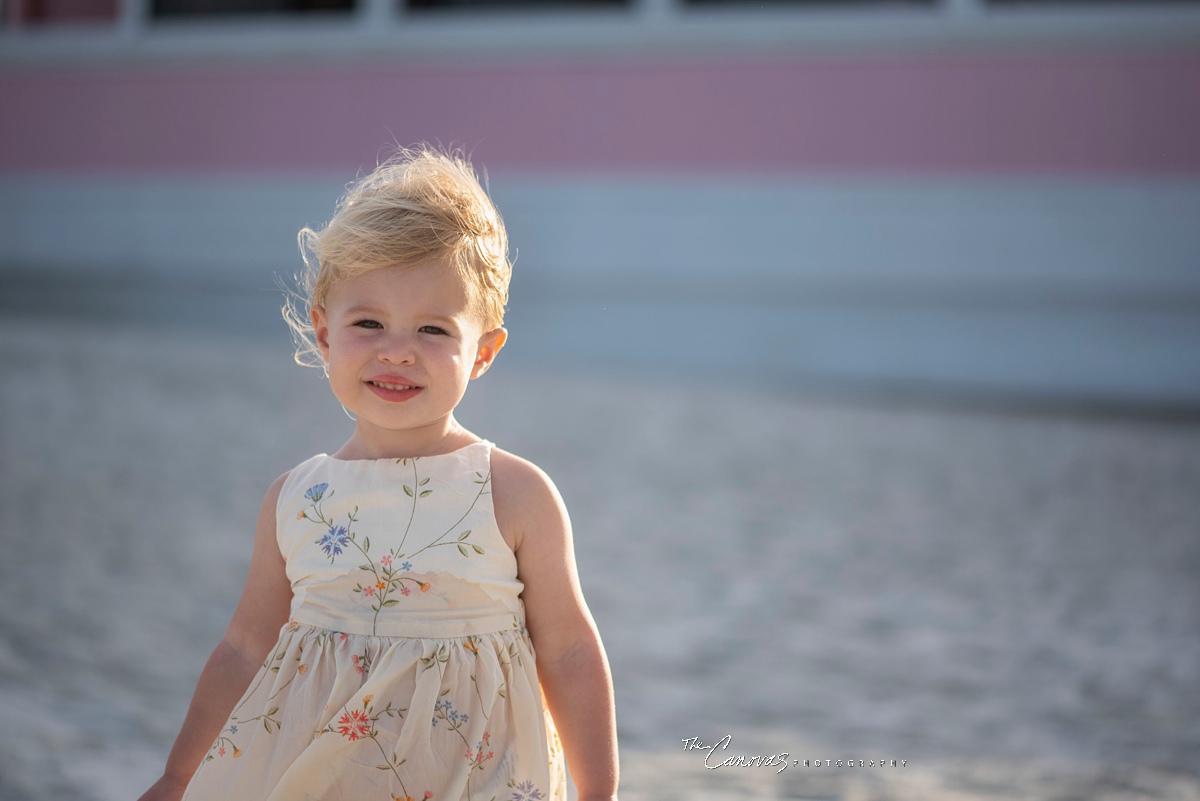 Beach Family Photos and Maternity Photos in New Smyrna Beach