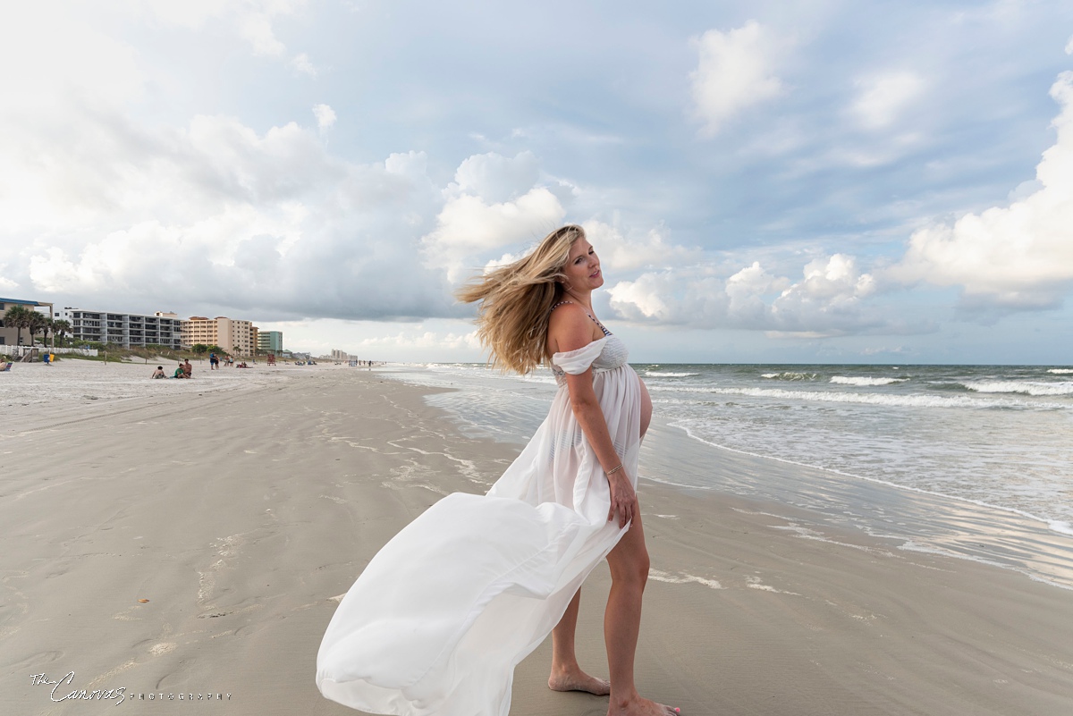 Beach Family Photos and Maternity Photos in New Smyrna Beach