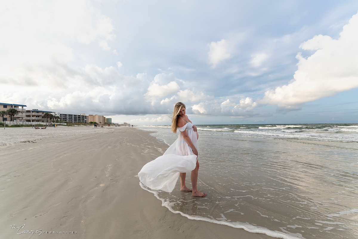 Beach Family Photos and Maternity Photos in New Smyrna Beach