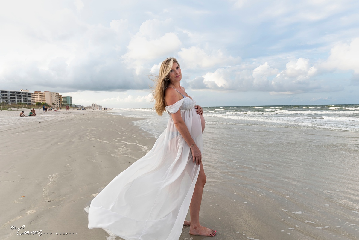 Beach Family Photos and Maternity Photos in New Smyrna Beach