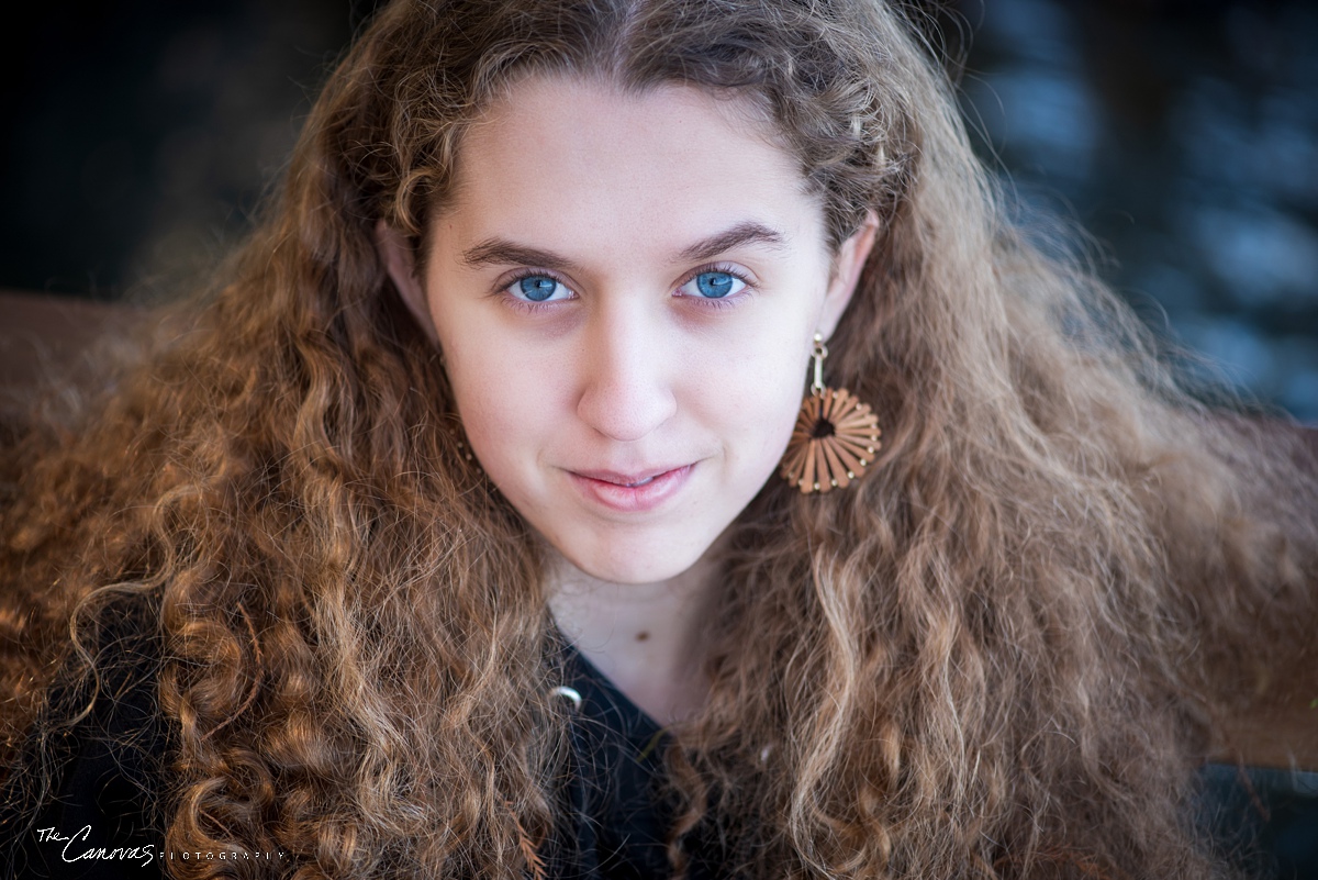 Senior Portraits at Kraft Azalea Garden