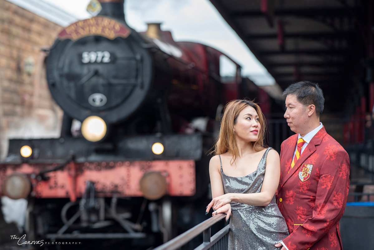 universal studios elopement photography, engagement photography universal studios orlando