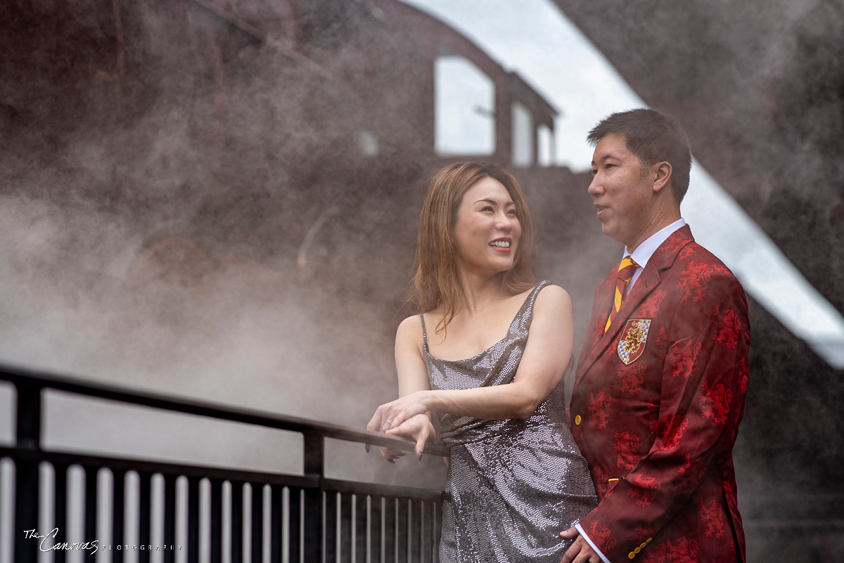 universal studios elopement photography, engagement photography universal studios orlando