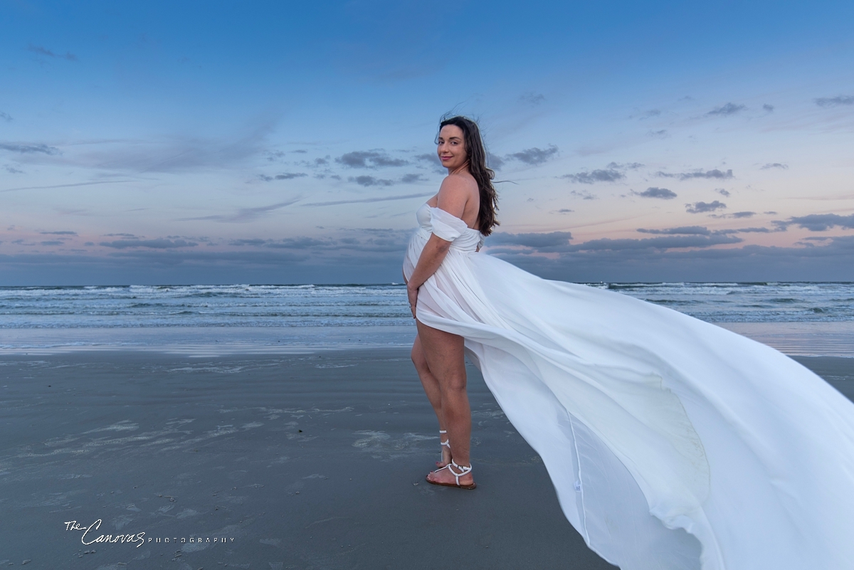 Maternity Portraits on New Smyrna Beach, maternity photographer near me