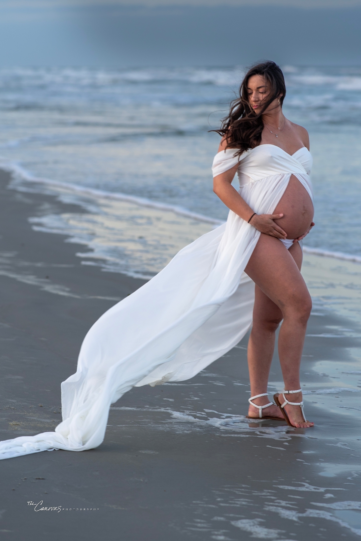 Maternity Portraits on New Smyrna Beach, maternity photographer near me