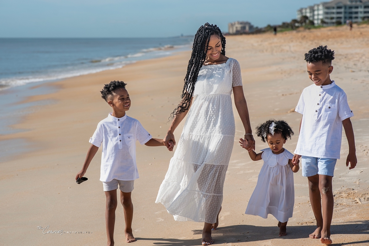 Orlando family photographer, family portraits Orlando, get family pictures taken near me Orlando