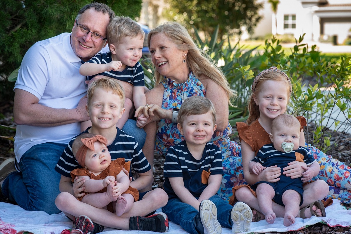 Extended family photography session by Orlando family photographer at a vacation home in Kissimmee, Florida