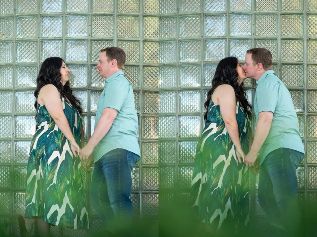 Lake Eola proposal photography, engagement photography Lake Eola