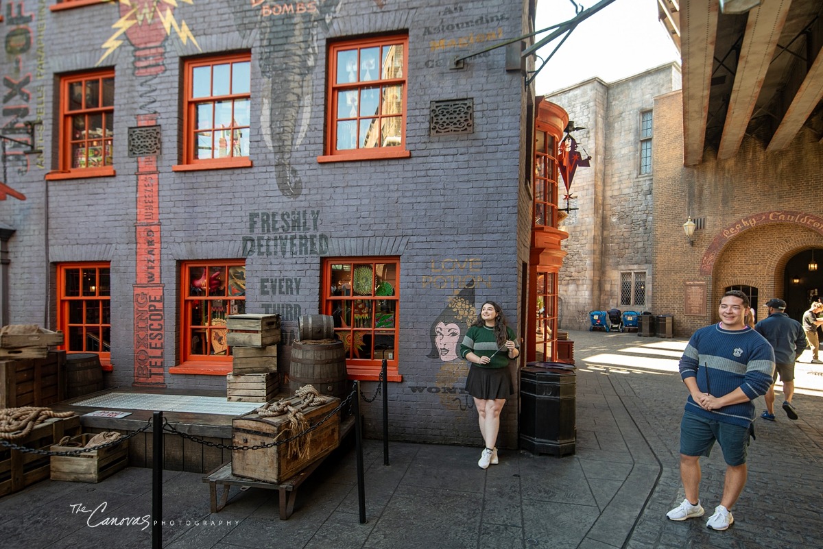 engagement photographer near me, Orlando engagement photos, get engagement photos taken at Universal Studios