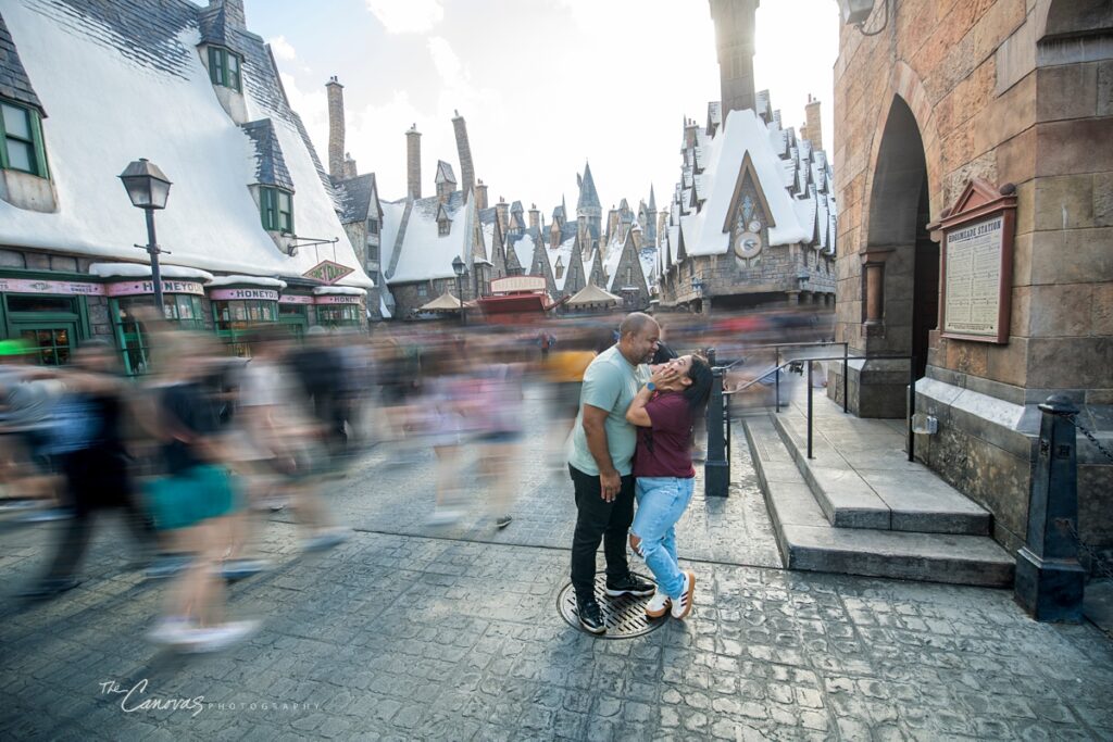 universal studios proposal photographer, Universal studios proposal photographer ideas, Universal Studios photoshoot. engagement session Universal Studios
